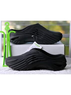 New! Size: 8 Men/10 Women | Crocs Echo Wave Unisex | Black | 210521-060